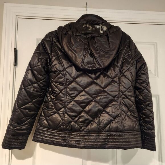 Guess black and silver reversible puffer jacket - Picture 3 of 7